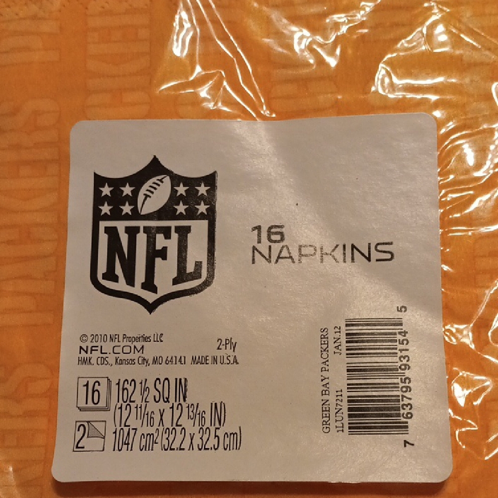 Packers Green and Gold Disposable Napkins - Picture 2 of 4